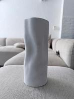 Wit keramieken vaas, Wit, Aardewerk of Porselein, Ophalen of Verzenden, Zo goed als nieuw