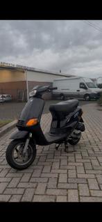 Zip type 3 70cc, Fietsen en Brommers, Scooters | Piaggio, Ophalen, Zo goed als nieuw, Tweetakt, Zip