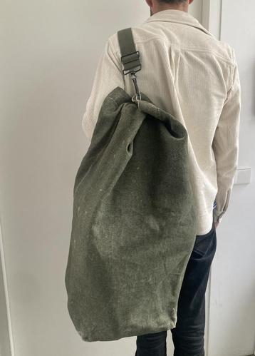 Vintage leger reistas 100 liter | pukkel | ransel beschikbaar voor biedingen