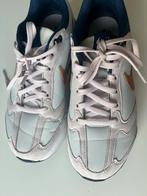 Nike Air Max Dawn Sneakers Maat 36.5 - Zo Goed Als Nieuw!, Verzenden, Zo goed als nieuw, Wit, Sneakers of Gympen