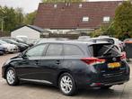 Toyota Auris 1.8 Hybrid Trend / Camera / Pano / Navi / 2016, Gebruikt, Euro 6, Met garantie (alle), Origineel Nederlands