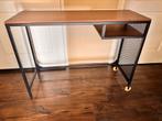Ikea Fjällbo laptoptafel, Huis en Inrichting, Bureaus, Ophalen, Zo goed als nieuw