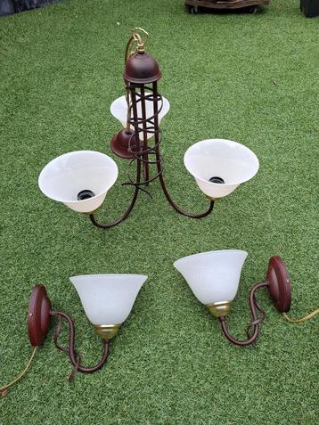 hanglamp 3V + 2 Wandlampen beschikbaar voor biedingen