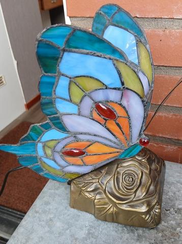 Tiffany Stijl Vlinder Lamp beschikbaar voor biedingen