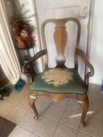 Antieke stoel van rond 1925, Ophalen