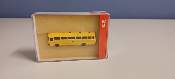Touringcar spoor N, Hobby en Vrije tijd, Modeltreinen | N-Spoor, Zo goed als nieuw, Overige typen, Gelijkstroom of Wisselstroom