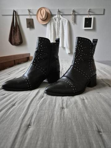 Sacha Leren Enkellaarzen Zwart Studs Maat 40 beschikbaar voor biedingen