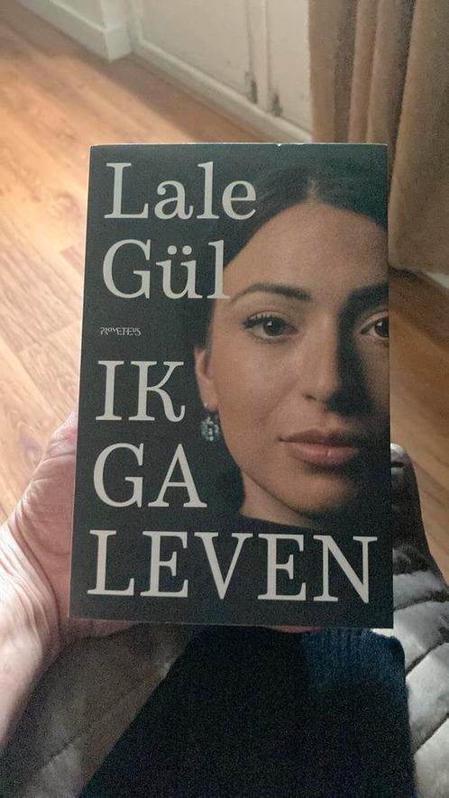 Lale Gül - Ik ga leven, Boeken, Literatuur, Zo goed als nieuw, Nederland, Ophalen of Verzenden