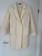 Off white boucle jas one size, Kleding | Dames, Jassen | Winter, Ophalen of Verzenden, Zo goed als nieuw, Wit
