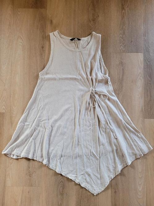 Normal Crazy tuniek jurk zandkleur knoopdetail mt M zgan, Kleding | Dames, Jurken, Zo goed als nieuw, Maat 38/40 (M), Overige kleuren