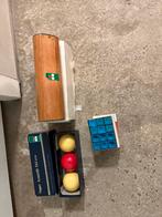 Biljart ballen krijt en een biljart borstel, Sport en Fitness, Biljarten en Poolen, Ophalen of Verzenden, Zo goed als nieuw