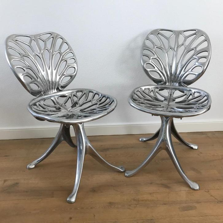 2 Design stoel Quasar Khanh aluminium zeldzaam, Huis en Inrichting, Stoelen, Zo goed als nieuw, Eén, Overige kleuren, Ophalen