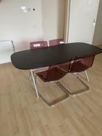 Ovale houten eettafel met moderne poot, Huis en Inrichting, Tafels | Eettafels, Ophalen, 50 tot 100 cm, Zo goed als nieuw, Vijf personen of meer