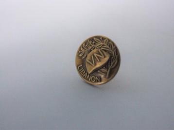 Embleem,Pin,VN,UN beschikbaar voor biedingen