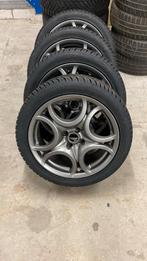 Vredestein winterbanden + Alfa Romeo Mito velgen 215/45 R17, Ophalen, 215 mm, Banden en Velgen, 17 inch