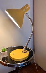 Jaren 60 70 gele bureaulamp schemerlamp Hala Zeist vintage., Zo goed als nieuw, Metaal, Minder dan 50 cm, Vintage Design Oude Bureaulamp