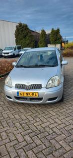 Toyota Yaris 1.3 16V Vvti 5DR Linea SOL 2003 Grijs, Voorwielaandrijving, 31 €/maand, 4 cilinders, 400 kg