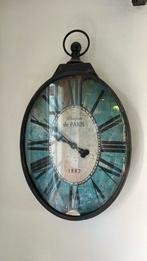 Grote wand klok vintage look, Huis en Inrichting, Woonaccessoires | Klokken, Ophalen, Zo goed als nieuw, Digitaal, Wandklok