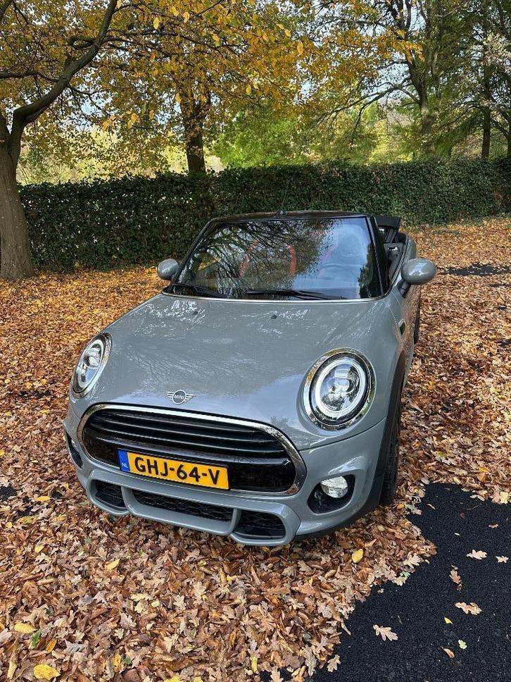 Mini Cooper Cabrio 1.5 136pk . 2019 Grijs (JWC) uitvoering, Auto's, Mini, Particulier, Cabrio, ABS, Airbags, Airconditioning, Apple Carplay