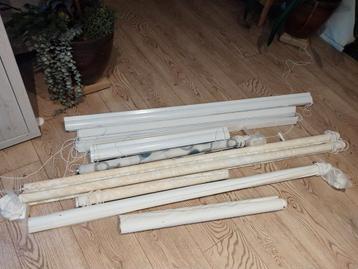 10 Rolgordijnen, diverse maten beschikbaar voor biedingen