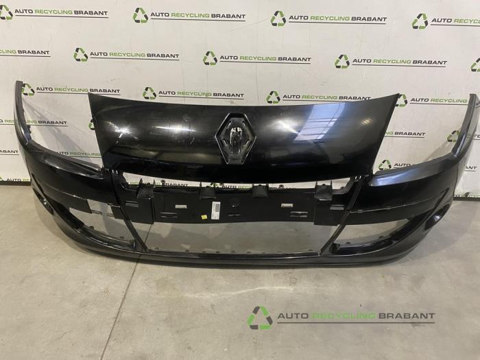 Voorbumper van een Renault Scenic, Auto-onderdelen, Carrosserie en Plaatwerk, Bumper, Gebruikt, 3 maanden garantie, Ophalen of Verzenden