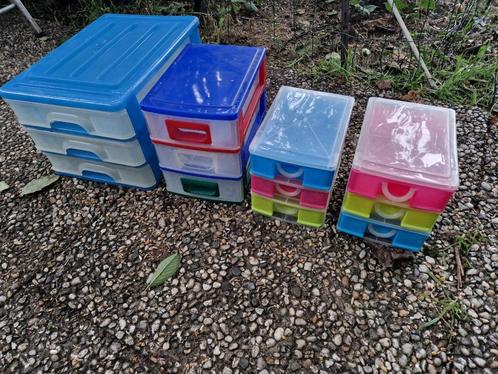 4 sorteerbakjes voor schroeven en diverse, Doe-het-zelf en Verbouw, Kratten en Dozen, Zo goed als nieuw, Doos, Minder dan 35 cm