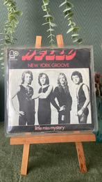 Little miss mistery - Hello (7inch vinyl), Gebruikt, 7 inch, Single, Ophalen of Verzenden