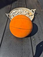 Basketbal, Sport en Fitness, Basketbal, Ophalen of Verzenden, Gebruikt, Bal