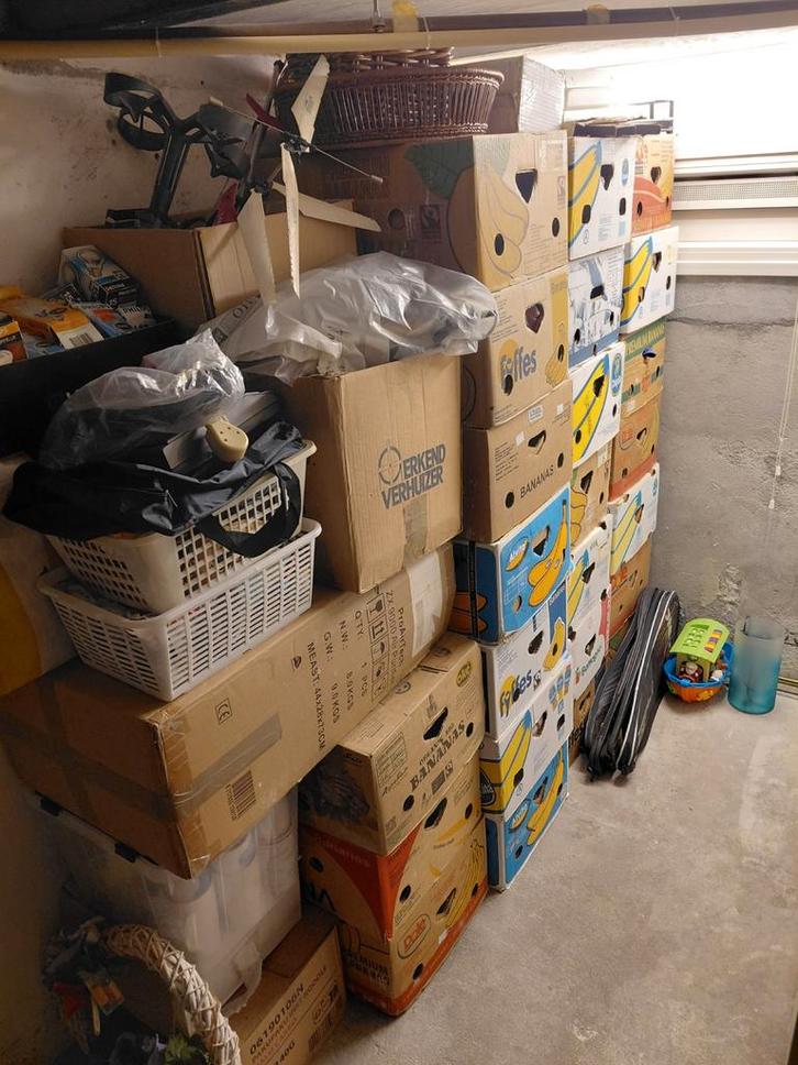 Grote partij rommelmarktspullen 33bananen dozen +++++, Diversen, Rommelmarktspullen, Gebruikt, Ophalen
