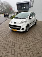 Peugeot 107 1.0 12V 5DR 2011 Wit, Voorwielaandrijving, 4 stoelen, Origineel Nederlands, Bedrijf