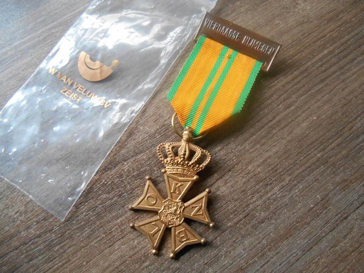 Vierdaagse medaille 2de keer, Verzamelen, Militaria | Algemeen, Landmacht, Lintje, Medaille of Wings, Nederland, Ophalen of Verzenden