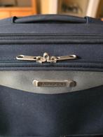 2x Koffer World Wide Travel, 68x40x23, stevig blauw canvas, Zo goed als nieuw, 35 tot 45 cm, Ophalen, 60 tot 70 cm