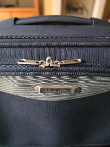 2x Koffer World Wide Travel, 68x40x23, stevig blauw canvas  beschikbaar voor biedingen