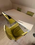 Eettafel met 4 stoelen, Ophalen