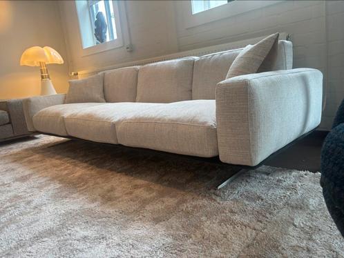 Flexform Softdream 94x235cm stof cat. Extra nu -50% korting, Huis en Inrichting, Banken | Voetenbanken en Poefen, Zo goed als nieuw