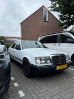Mercedes E klasse w124 1986 230e, Bluetooth, Zwart, 4 cilinders, 1850 kg