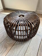 Rotan poef, Huis en Inrichting, Ophalen, Minder dan 50 cm, Gebruikt, Riet of Rotan