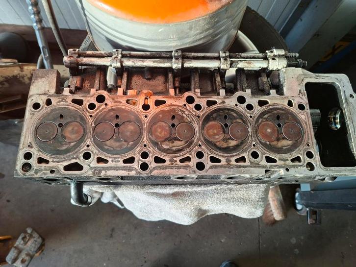 T5 2.5 tdi cilinderkop, Auto-onderdelen, Motor en Toebehoren, Gebruikt, Ophalen of Verzenden