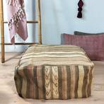 Kelim poef 60x60 gemaakt van vintage kelim, Huis en Inrichting, Yazgibi, Verzenden, Nieuw, Info@yazgibi.nl