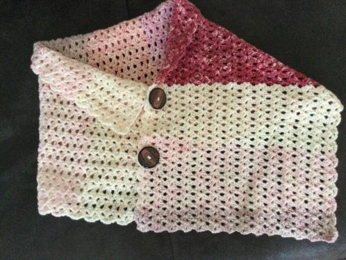 Gehaakte omslag doek ( nieuw ), Kleding | Dames, Truien en Vesten, Nieuw, Maat 46/48 (XL) of groter, Roze, Ophalen of Verzenden
