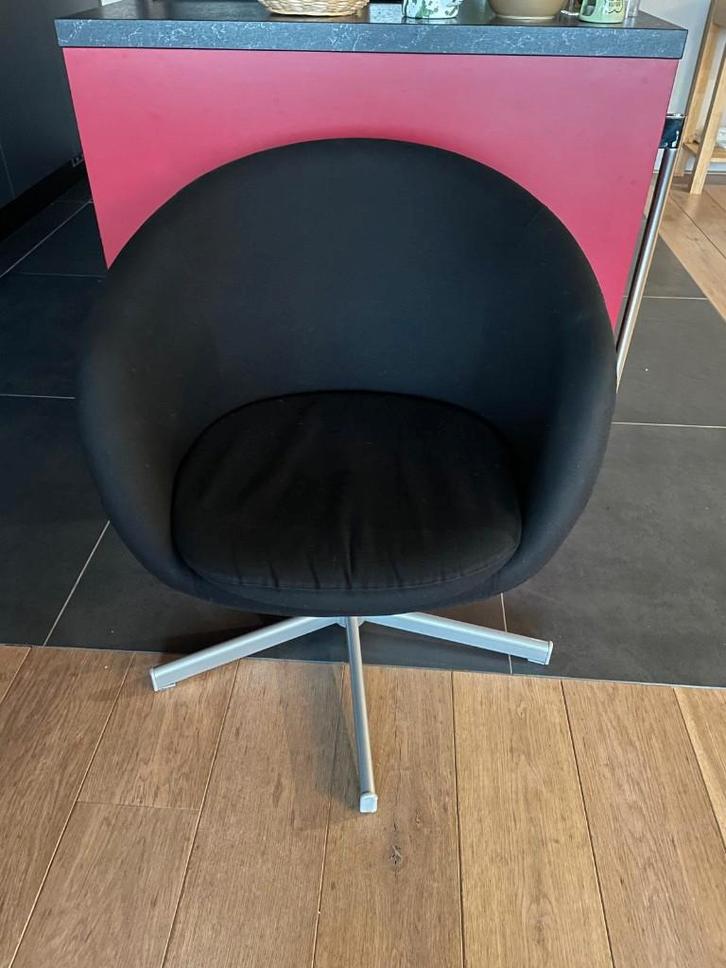 Draai-fauteuil, Huis en Inrichting, Fauteuils, Zo goed als nieuw, Metaal, Stof, 50 tot 75 cm, Minder dan 75 cm, Ophalen