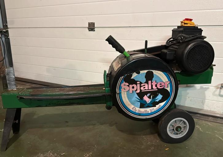 Spjalter krachtige houtklover, kloofmachine, klover 8 ton., Tuin en Terras, Kloofmachines, Gebruikt, Liggend, Elektrisch, Ophalen