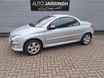 Peugeot 206 CC 2.0-16V Cabrio | Clima | LM Velgen | Lederen, Auto's, Peugeot, Gebruikt, Zwart, 4 cilinders, Cabriolet
