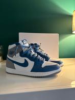 Nike air jordan 1 retro high OG true blue sneakers, Ophalen of Verzenden, Zo goed als nieuw, Blauw