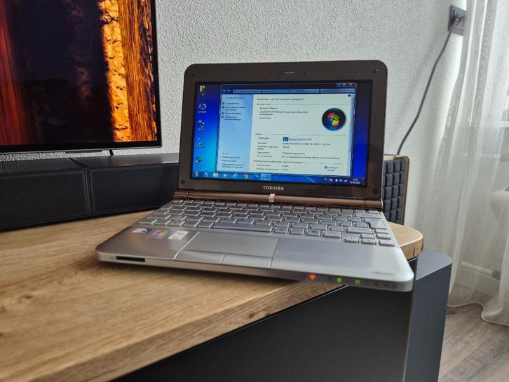 Toshiba NB200-10Z Netbook - Sterke batterij + Oplader & Tas, Computers en Software, Vintage Computers, Ophalen