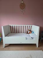 kinderbed en matras  merk Nikki / Ray wit70x140, Ophalen, 70 tot 85 cm, Zo goed als nieuw, Minder dan 140 cm