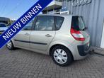 Renault Scénic 1.6-16V Dynamique Comfort panoramadak, Auto's, Voorwielaandrijving, 65 €/maand, Stof, Gebruikt