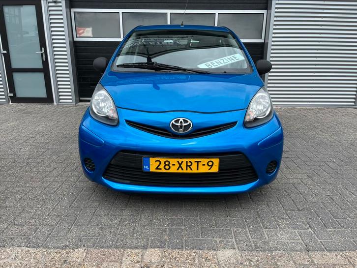 Toyota Aygo 1.0 12V Vvt-i 5DRS COMFORT BJ 2012 AIRCO, Auto's, Toyota, Bedrijf, Aygo, Airbags, Airconditioning, Centrale vergrendeling