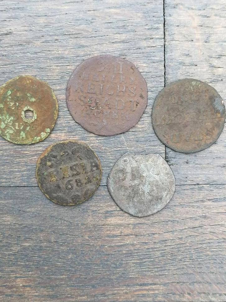 Lotje duiten oa zilver bodemvondsten, Postzegels en Munten, Munten | Nederland, Setje, Overige waardes, Vóór koninkrijk, Zilver