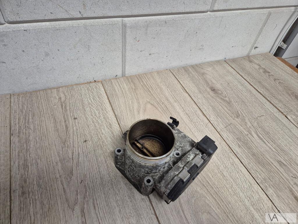 Volvo s60 v70 s80 1998 -2005 gasklephuis 2.3 2.4 2.5 8677866, Gebruikt, -, -, Ophalen of Verzenden